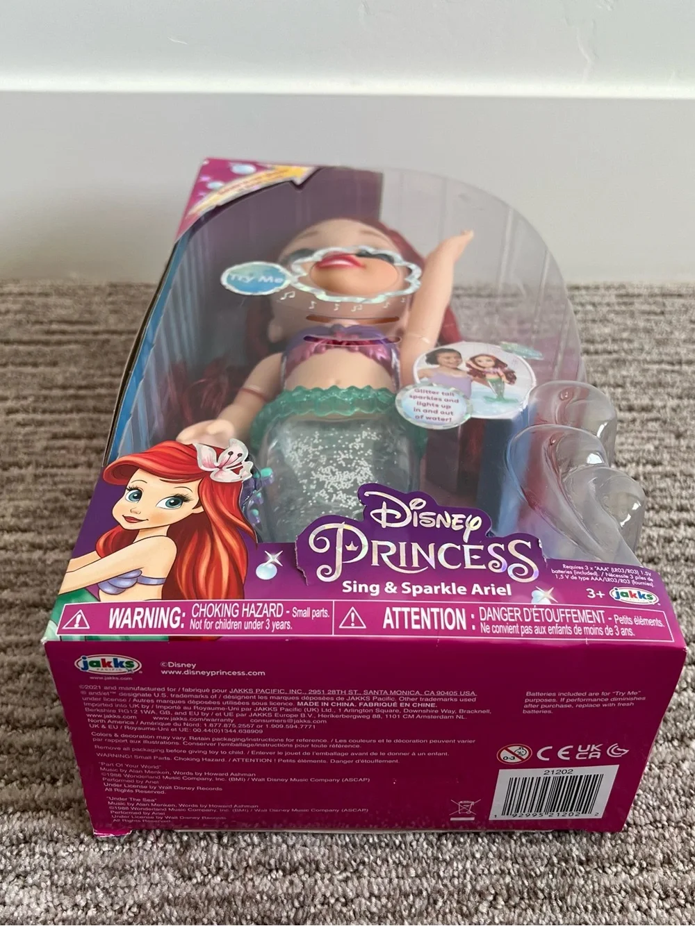 NIB Disney Princess Sing and Splash Ariel Doll